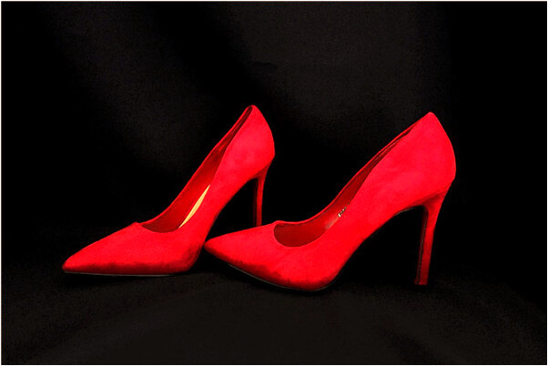 夢見兩條狗要咬我被我打死了是什麼徵兆_周公解夢官網