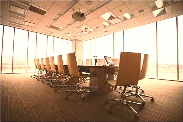 夢見從高山上面掉水裡了是好的徵兆嗎_周公解夢官網