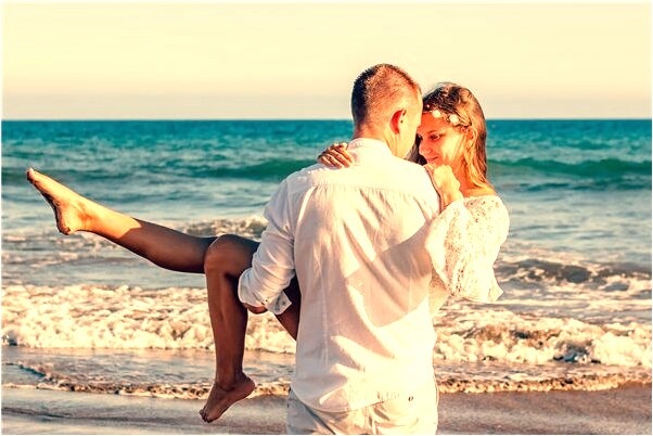 夢見被人擰脖子有什麼徵兆_周公解夢官網