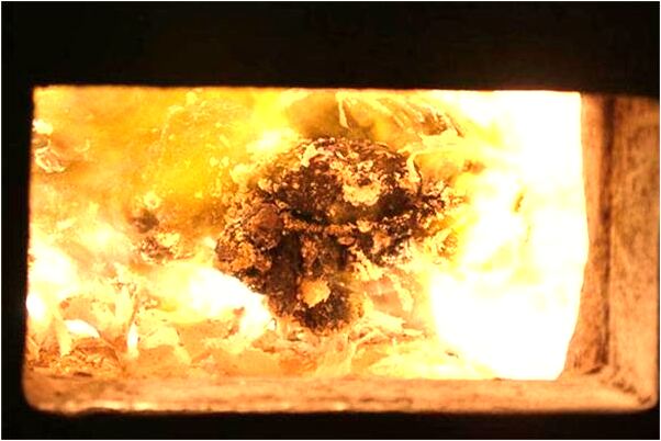 夢到店鋪被人砸是什麼預兆_周公解夢官網