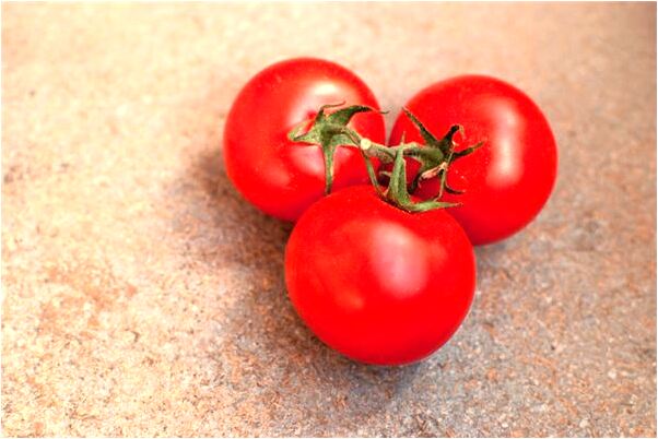 夢見用刀砍開了墓穴的蓋子是什麼徵兆_周公解夢官網