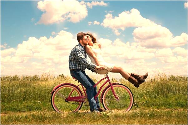 夢見已故婆婆回來幫忙洗衣服代表著什麼_周公解夢官網