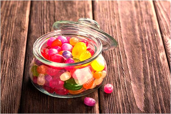 夢見女鬼申出的手是什麼徵兆_周公解夢官網