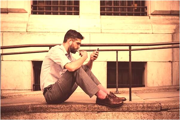 夢到了床垮塌了一半是什麼意思_周公解夢官網