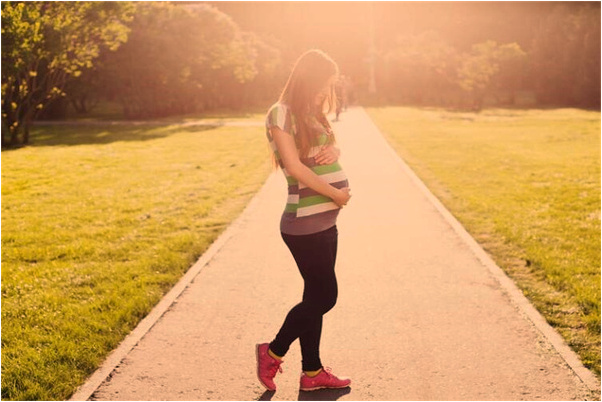 夢到沒毛的公雞撲向自己是好是壞_周公解夢官網