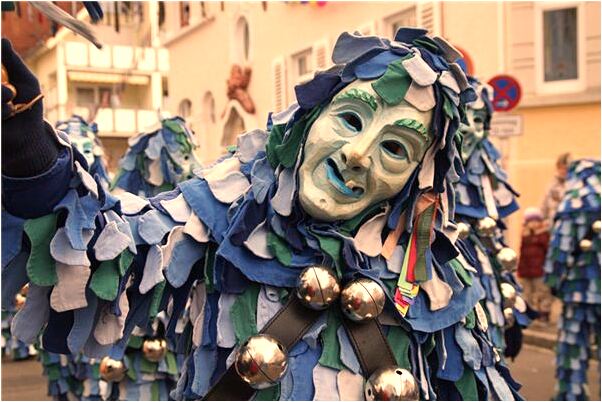 夢到了死了的大媽有何寓意_周公解夢官網