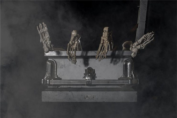 夢見自己在棺材裡有什麼預兆_周公解夢