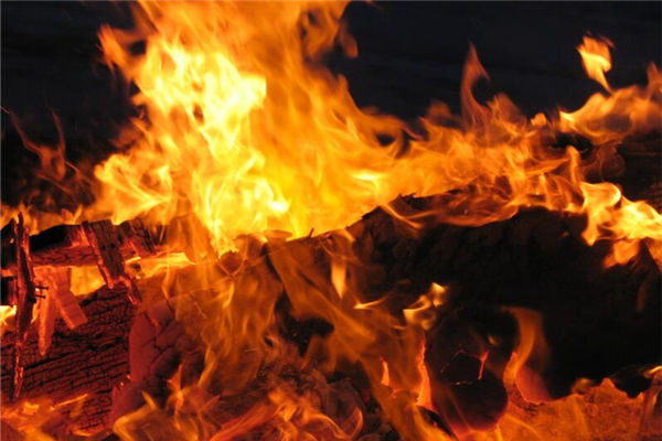 夢見家中起火什麼意思_周公解夢