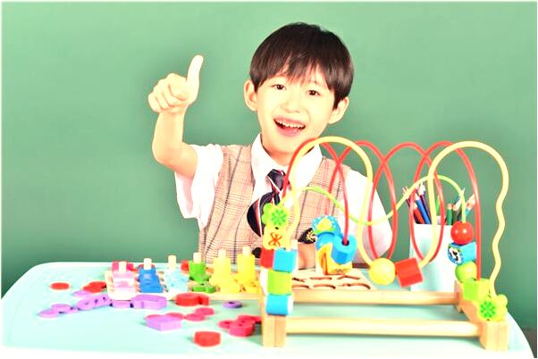 夢見奇怪的飛蟲是凶兆還是吉兆_周公解夢官網