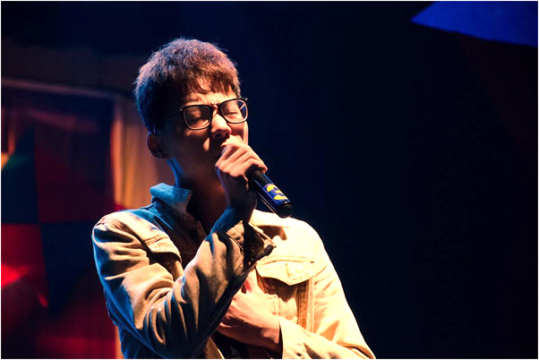 夢到了屋裡亮燈有什麼說法_周公解夢官網