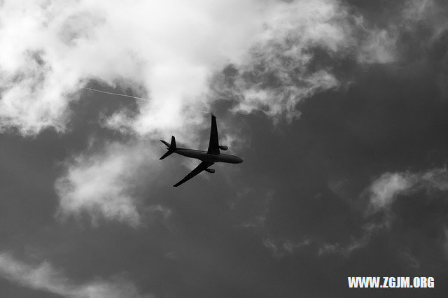 夢見女人自己拉大便_周公解夢夢到女人自己拉大便是什麼意思_做夢夢見女人自己拉大便好不好_周公解夢官網