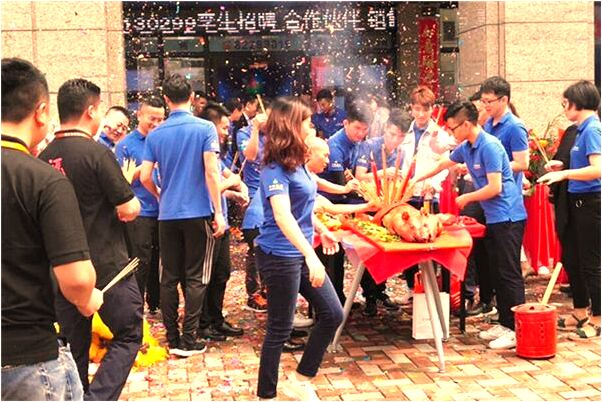 夢到了老太婆咬我有什麼預兆_周公解夢官網