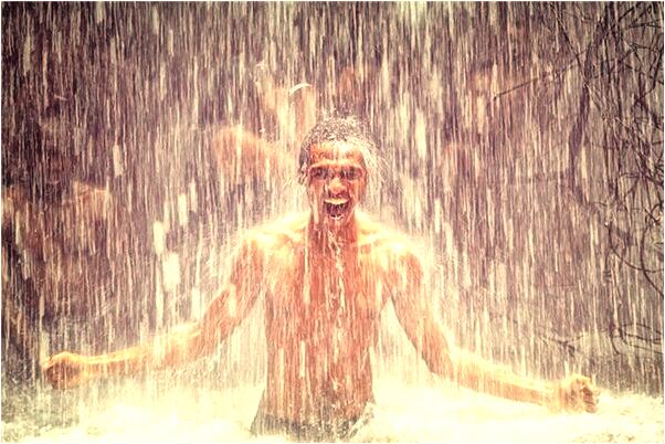 夢到了一個男的坐在對面夾魚給我意味著什麼_周公解夢官網