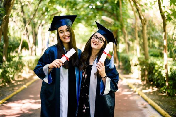 18歲是哪一年出生的_十二生肖