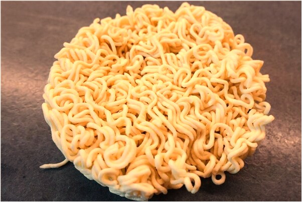 夢到小孩的衣服掛在牆上是什麼預兆_周公解夢官網