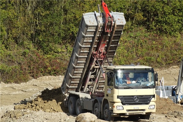 夢到了下貨是好事還是壞事_周公解夢