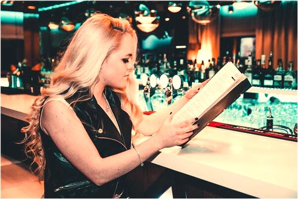 夢到開車在半山腰上預示了什麼_周公解夢官網