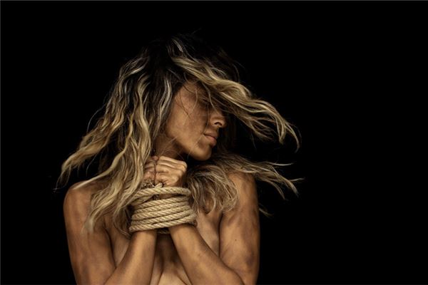 夢到了自己被綁是什麼意思？_周公解夢