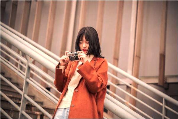 夢到女子向自己走來是好事還是壞事_周公解夢官網