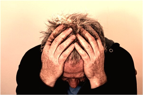 夢到了我劃著名竹伐在水上走會是什麼預兆_周公解夢官網