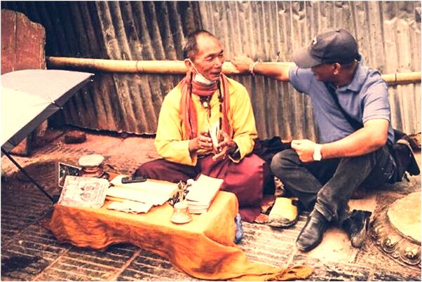 夢見狗很親我是咋回事_周公解夢官網