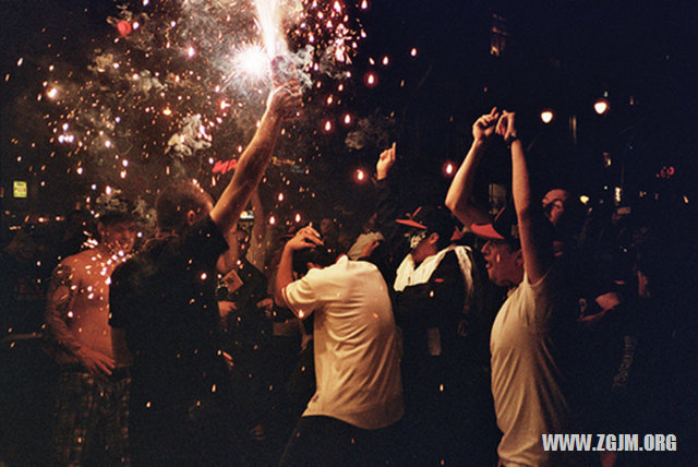 夢見多己的飯被別人吃了_周公解夢夢到多己的飯被別人吃了是什麼意思_做夢夢見多己的飯被別人吃了好不好_周公解夢官網