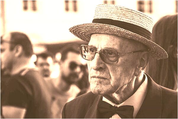 夢到水溝里有多具男屍會有什麼預兆_周公解夢官網