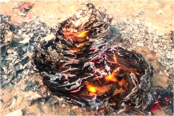 夢到自己和別的男人睡一張床是什麼預兆？_周公解夢官網