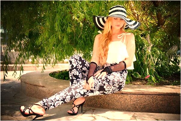 夢到月經到處都是預示著什麼_周公解夢官網