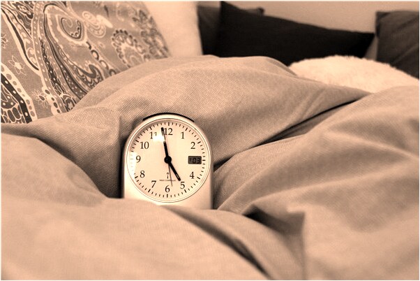 夢見睡著的人被馬拉著跑怎么說_周公解夢官網