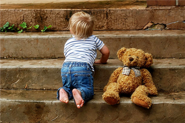 夢到自己孩子走丟了有什麼寓意嗎？_周公解夢