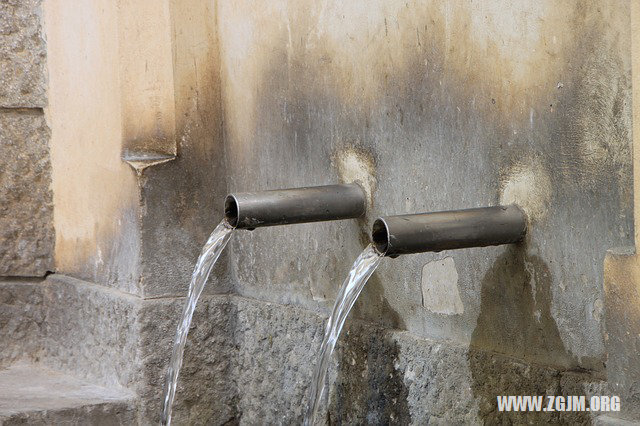 夢見小偷入室_周公解夢夢到小偷入室是什麼意思_做夢夢見小偷入室好不好_周公解夢官網