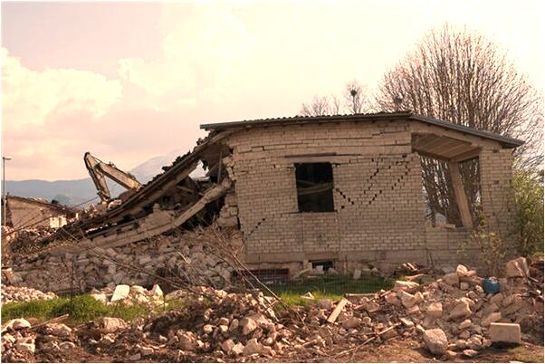 夢到送自己喜歡的東西給別人是什麼預兆_周公解夢官網