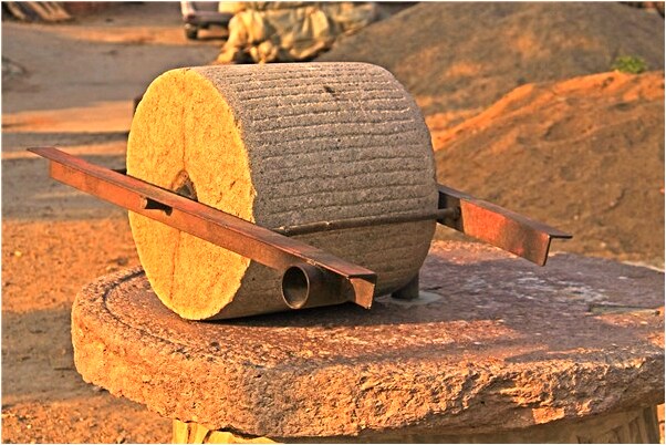 夢到了去墳場野營怎么樣_周公解夢官網