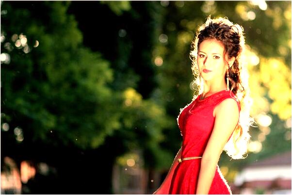 夢見在過道拉屎是啥預兆_周公解夢官網