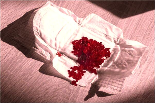 夢見高處被摔有什麼預示嗎_周公解夢官網