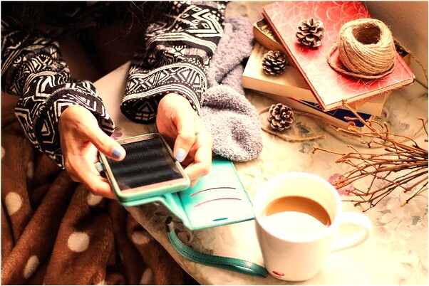 夢到了一邊手流血一邊哭有何寓意_周公解夢官網