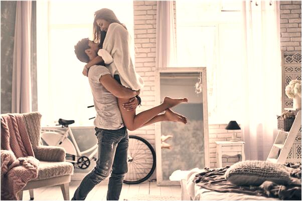 夢到女同事裸上身露乳頭有什麼徵兆_周公解夢官網