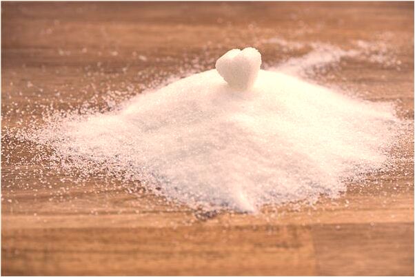 夢到黃色的蛇要纏自己是什麼預兆_周公解夢官網