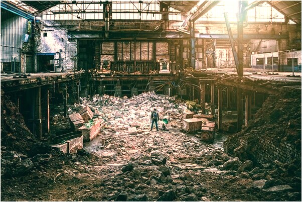 夢見地底細管吸出石油放水缸怎么說_周公解夢官網