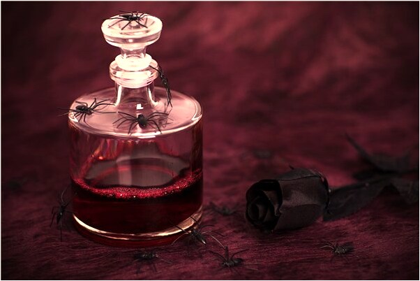 夢見自己掉進臭水溝是咋回事_周公解夢官網