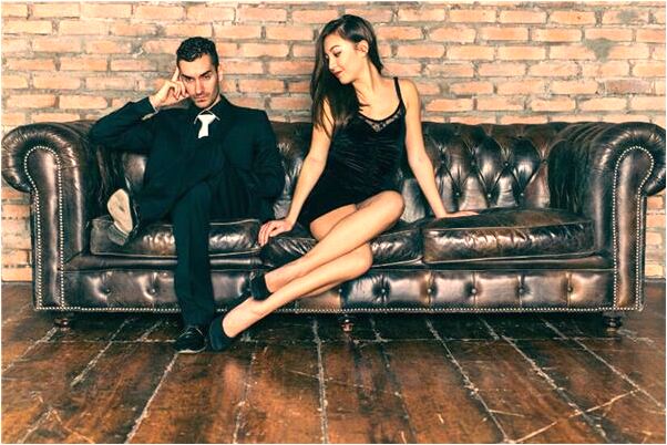 夢到了與大白狼對峙有何寓意_周公解夢官網