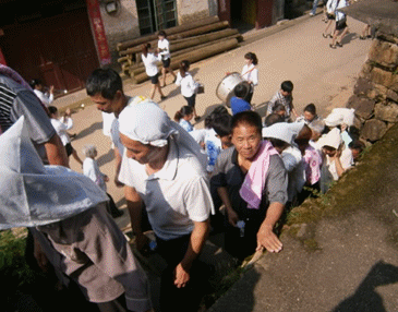 夢見參加別人的喪事