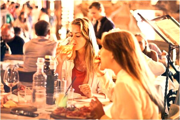 夢到和領導在一起討論請假的事是什麼意思？_周公解夢官網