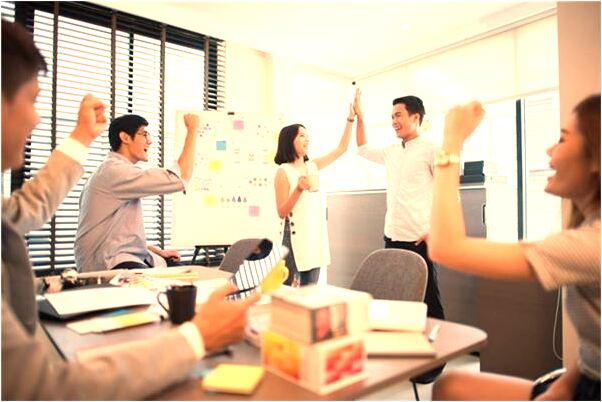 夢見滿地雞屎意味著什麼_周公解夢官網