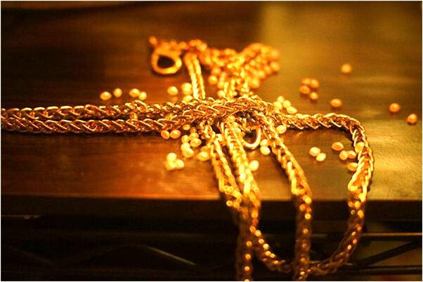 夢見死人讓搬家有什麼徵兆_周公解夢官網