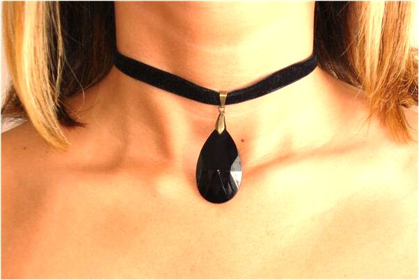 夢見來例假流血到腳跟是凶兆還是吉兆_周公解夢官網