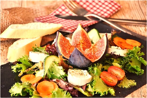 夢見上廁所踩到好多屎有什麼意思_周公解夢官網