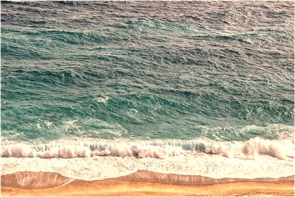 夢到了小雨天別人送傘有什麼預示嗎_周公解夢官網