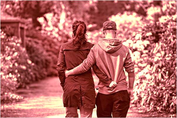 夢到自己出軌前女友鬧分手有什麼意思_周公解夢官網